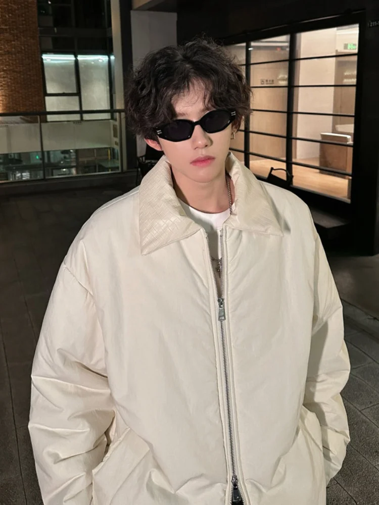 Мужская зимняя утепленная хлопковая куртка с двойной молнией и воротником, модная подростковая модель, эксклюзивно онлайн, с длинными рукавами, повседневное пальто
Мужская зимняя утепленная хлопковая куртка с двойной молнией и воротником, модная подростковая модель, эксклюзивно онлайн, с длинными рукавами, повседневное пальто