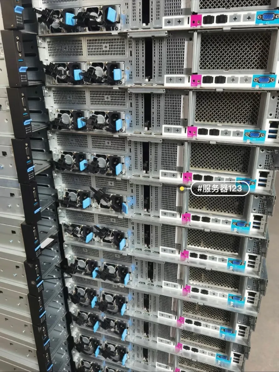 Original 5212M4 barebone, with onboard 3008 direct, power supply 550W dual-power server accessories
Original 5212M4 barebone, with onboard 3008 direct, power supply 550W dual-power server accessories