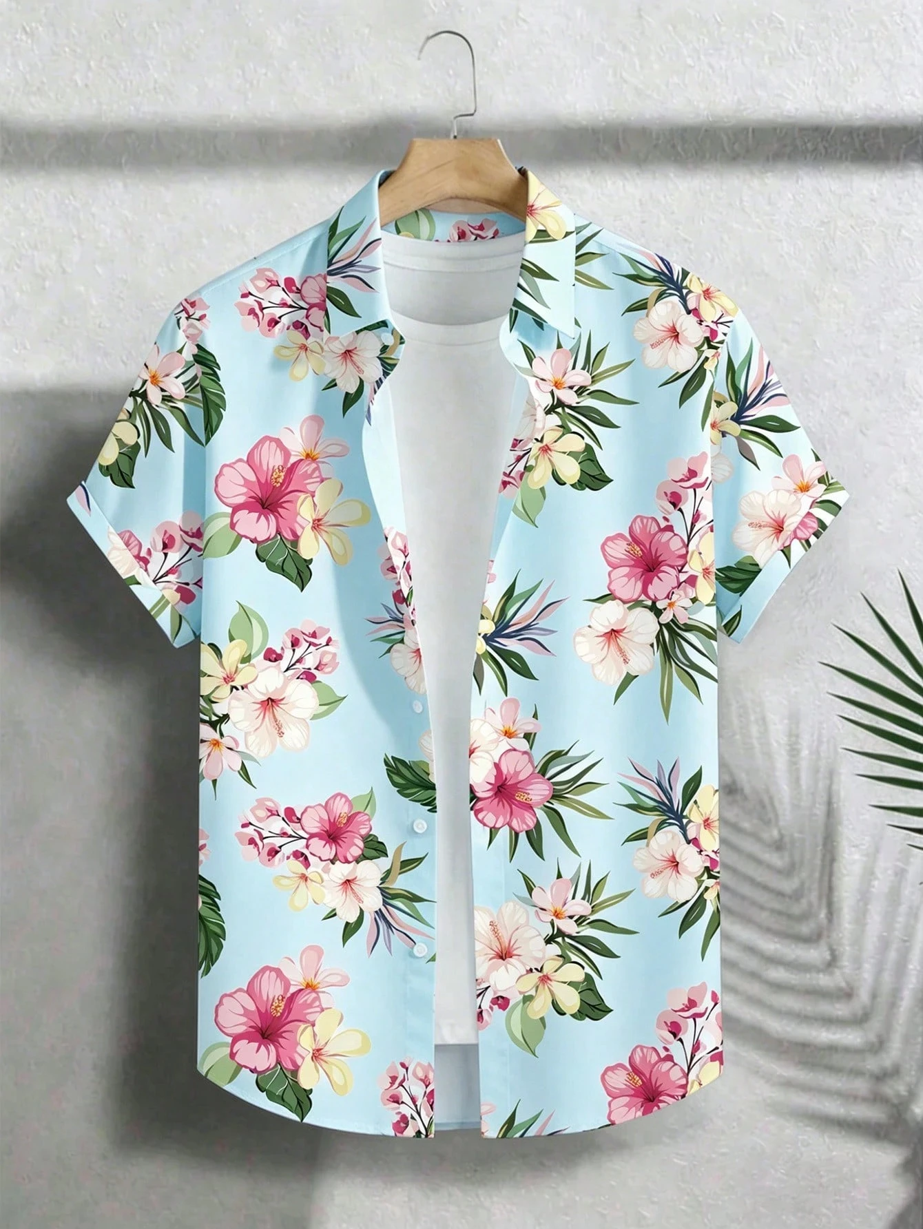 Hawaiian Floral Print Short-Sleeve Collared Button-Down Shirt for Men and Women Beachy Casual and Stylish for Beach Vacations
Hawaiian Floral Print Short-Sleeve Collared Button-Down Shirt for Men and Women Beachy Casual and Stylish for Beach Vacations