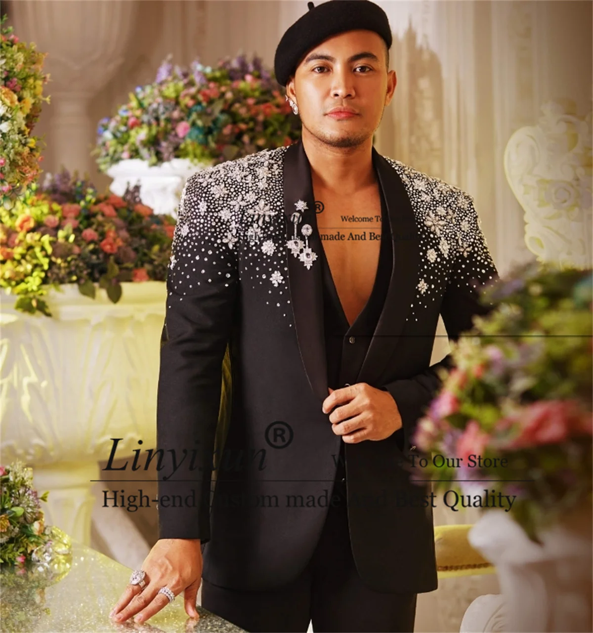 Stunning Diamond Beaded Men Suits Shawl Lapel Male Prom Blazers Customized Party Costume Homme 3 Pieces Sets Groom Wear Tuxedos
Stunning Diamond Beaded Men Suits Shawl Lapel Male Prom Blazers Customized Party Costume Homme 3 Pieces Sets Groom Wear Tuxedos