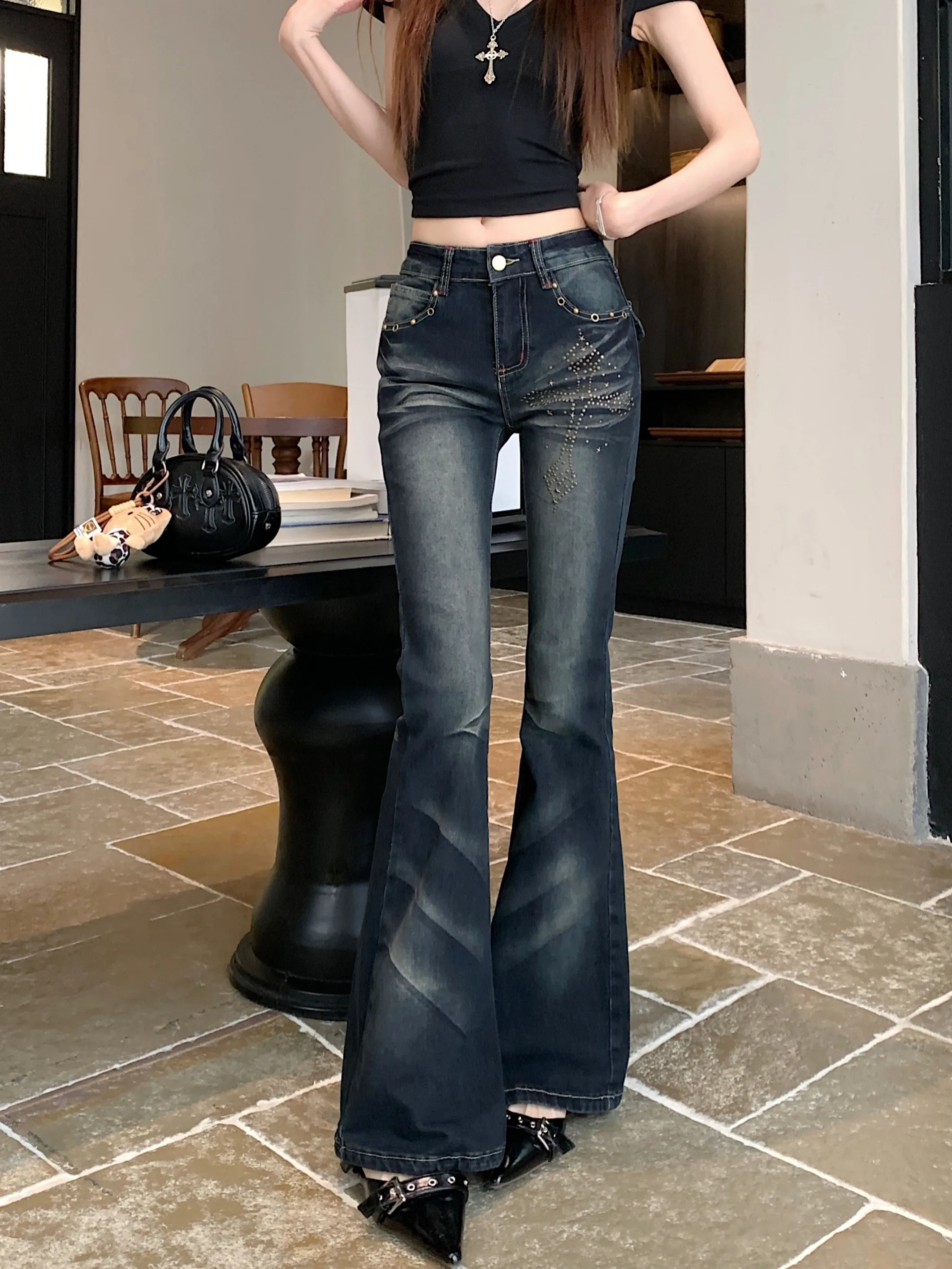 High Waist Bell Bottom Blue Denim Jeans Women's Summer Elegant Sparkling Rhinestone Wide Leg Pants Trendy Casual Jeans
High Waist Bell Bottom Blue Denim Jeans Women's Summer Elegant Sparkling Rhinestone Wide Leg Pants Trendy Casual Jeans