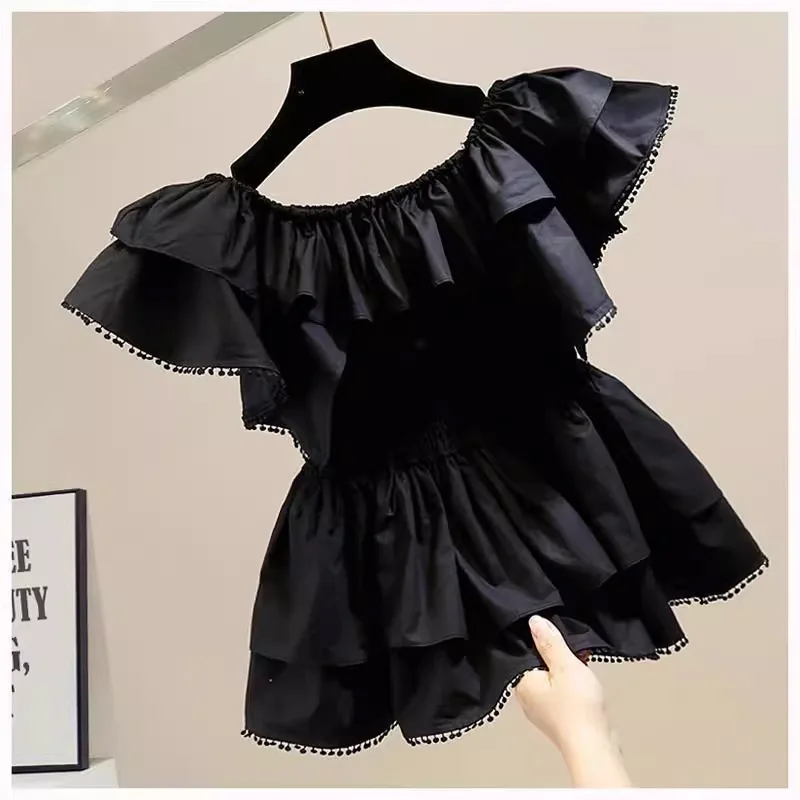 Fashionable Pleated Sweet Ruffle Edge Splicing One Piece Collar, Cinched Waist, Slimming Effect Pullover Shirt, Women's Stylish
Fashionable Pleated Sweet Ruffle Edge Splicing One Piece Collar, Cinched Waist, Slimming Effect Pullover Shirt, Women's Stylish