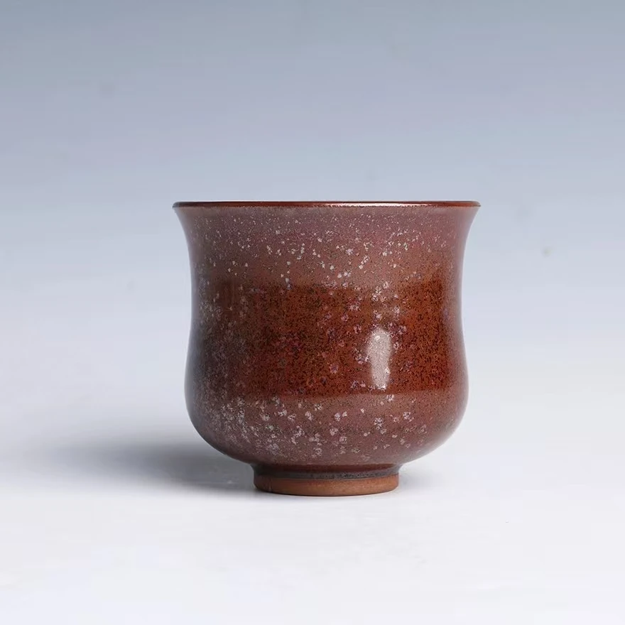 Jun Kiln Deep Purple Gold Lustrous Red Early Days Fired Natural Raw Materials Ancient and Simple Texture Tea Cup by Liu Zhiyuan
Jun Kiln Deep Purple Gold Lustrous Red Early Days Fired Natural Raw Materials Ancient and Simple Texture Tea Cup by Liu Zhiyuan