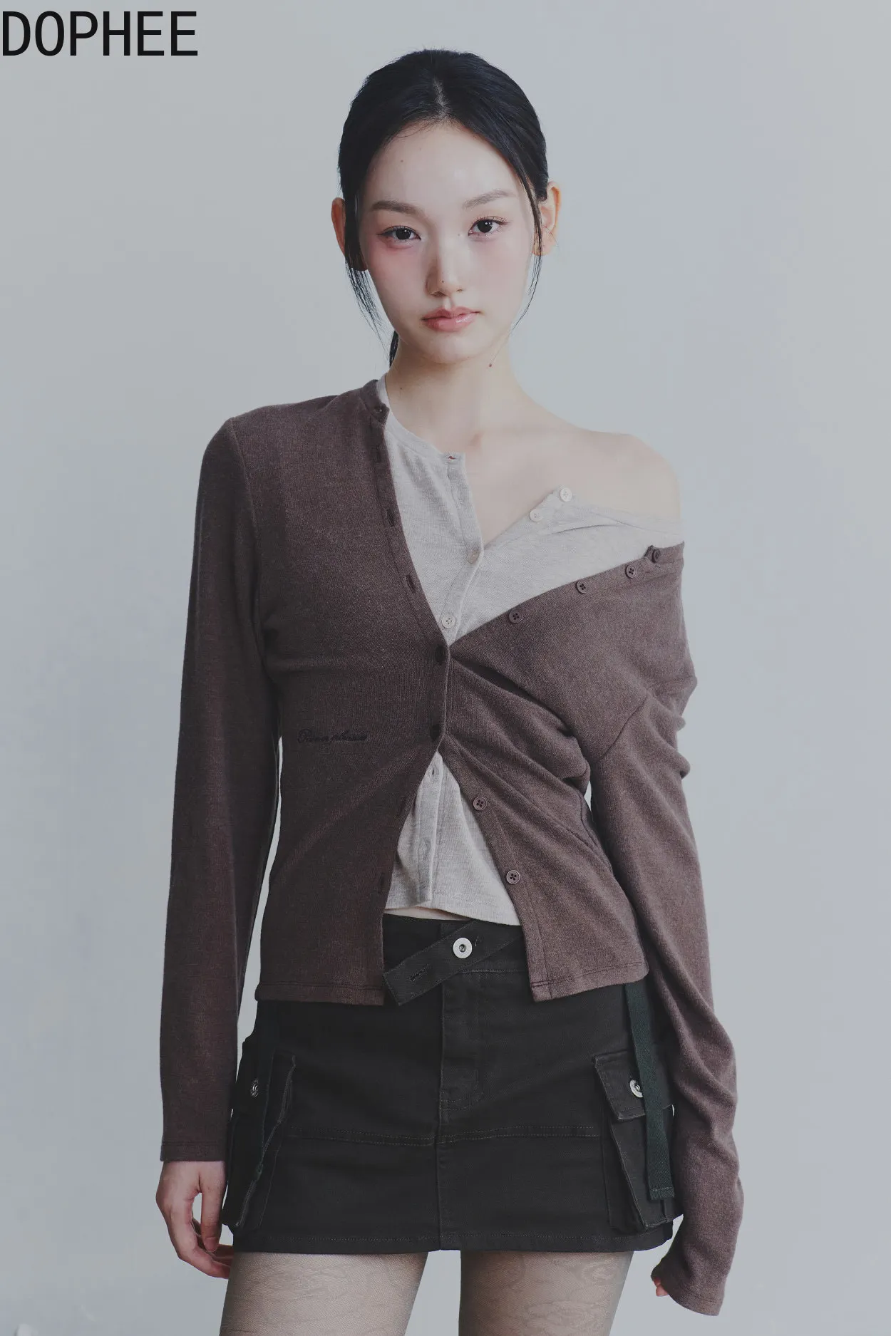 Korea Fashion New Autumn Faux Two-piece Long Sleeve Blouses Colorblock Embroidery Letters Round Neck Slim Knitted Cardigans Top
Korea Fashion New Autumn Faux Two-piece Long Sleeve Blouses Colorblock Embroidery Letters Round Neck Slim Knitted Cardigans Top