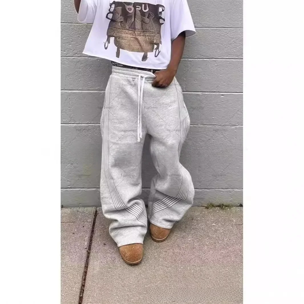 American Streetwear Stripe Loose Straight Leg Mens Casual Trousers Summer Comfortable Long Pants New Fashion Style
American Streetwear Stripe Loose Straight Leg Mens Casual Trousers Summer Comfortable Long Pants New Fashion Style