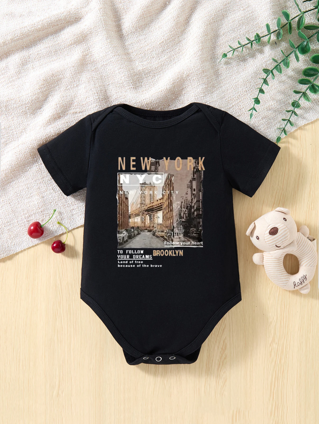 Baby Romper Short Sleeve New York Cityscape with Follow Your Dreams Text for Infants Boys and Girls Urban Inspiration
Baby Romper Short Sleeve New York Cityscape with Follow Your Dreams Text for Infants Boys and Girls Urban Inspiration