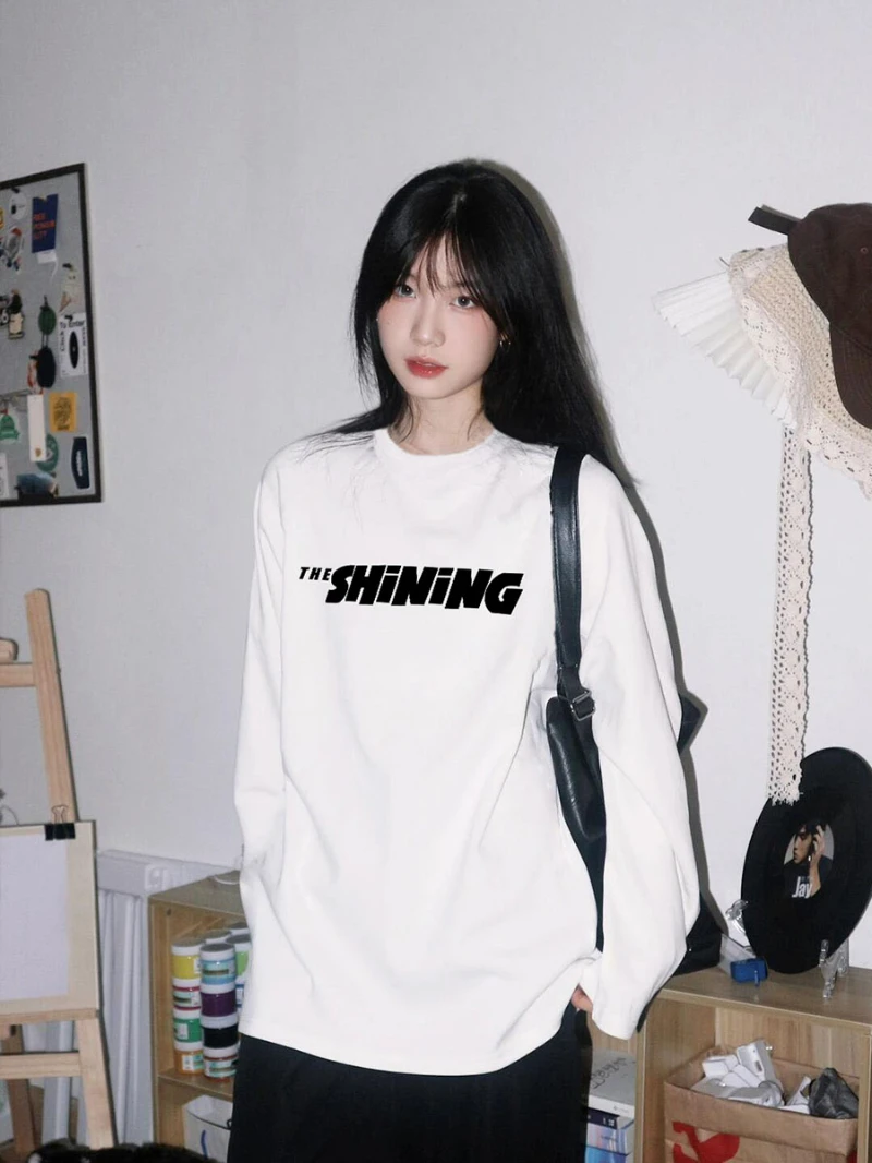 White inner cotton bottoming shirt for women's autumn and winter new American long-sleeved women's design loose top
White inner cotton bottoming shirt for women's autumn and winter new American long-sleeved women's design loose top