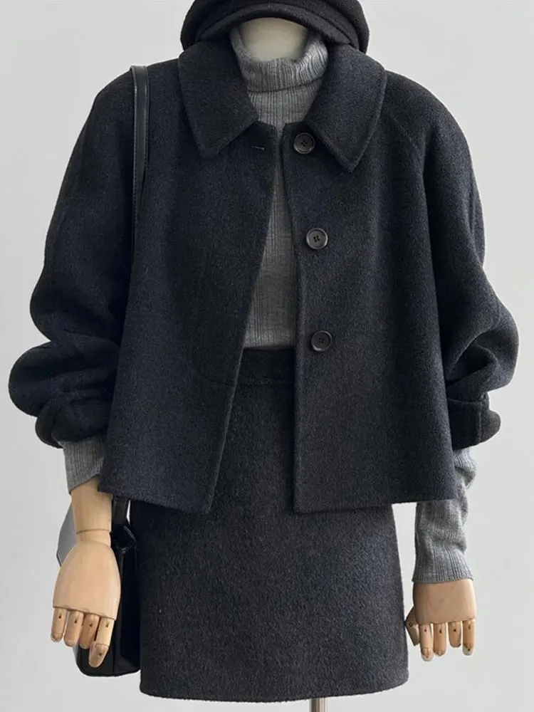 Winter Fashion Large Size Women's Woolen Coat Base Shirt Half Skirt Tea System Three-piece Set Korean Style High Waist A-Line...
Winter Fashion Large Size Women's Woolen Coat Base Shirt Half Skirt Tea System Three-piece Set Korean Style High Waist A-Line...