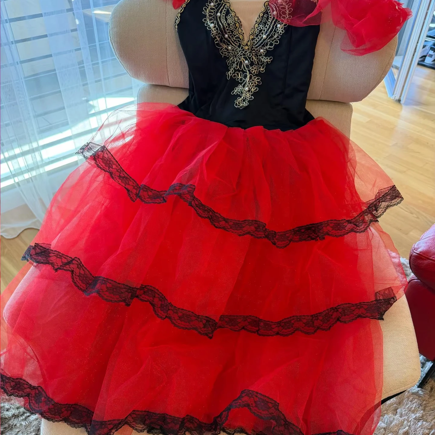 Ballet Tutu Skirt For Girls Kids Red Spanish Dress For Adult Women Soft Tulle Long Dress Performance Ballerina Costumes
Ballet Tutu Skirt For Girls Kids Red Spanish Dress For Adult Women Soft Tulle Long Dress Performance Ballerina Costumes