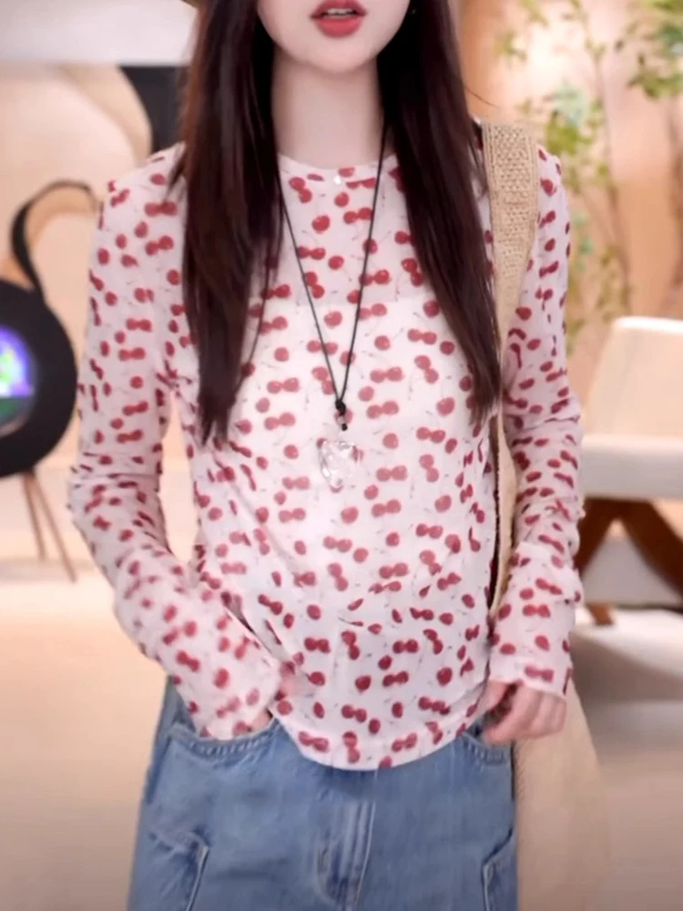 Модная женская футболка с длинным рукавом и круглым вырезом, приталенного кроя, с вишнёвым принтом, защита от солнца, для повседневной носки
Модная женская футболка с длинным рукавом и круглым вырезом, приталенного кроя, с вишнёвым принтом, защита от солнца, для повседневной носки