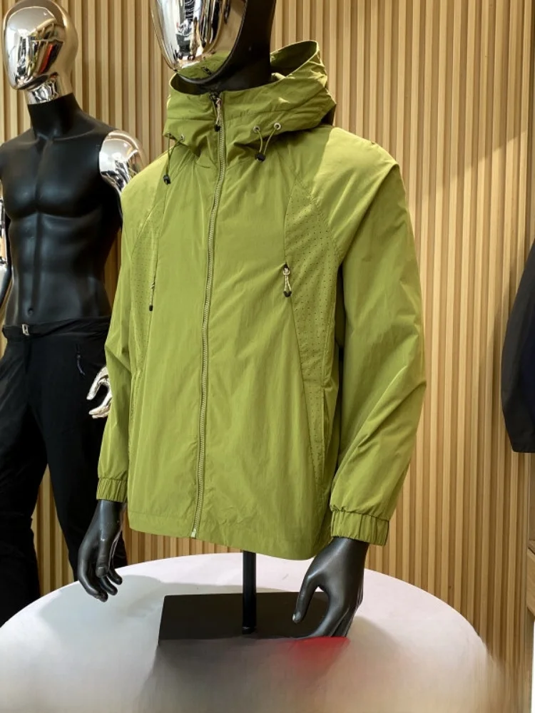 Functional Laser-Pierced Men's Outdoor Spring Summer Lightweight Hooded Jacket 3D Cut Casual Style Quick Dry Polyester Fiber
Functional Laser-Pierced Men's Outdoor Spring Summer Lightweight Hooded Jacket 3D Cut Casual Style Quick Dry Polyester Fiber