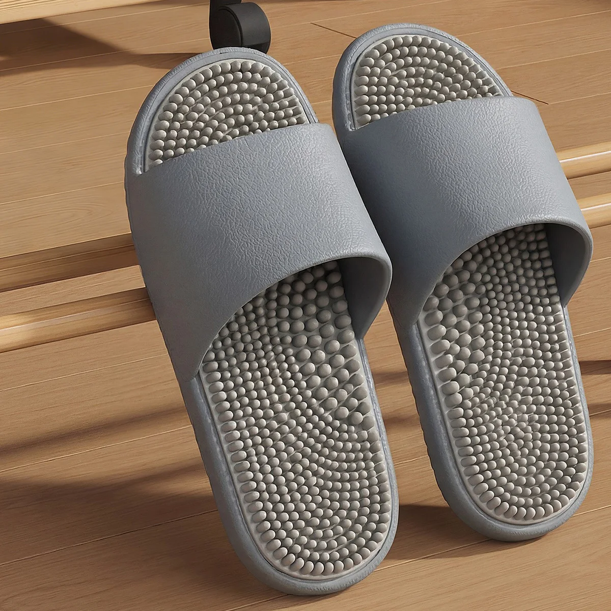 New Men's Massage Summer Slippers Women's Soft Sole Slippers Comfortable Thick Sole Home Flats Couples Non-slip Floor Shoes
New Men's Massage Summer Slippers Women's Soft Sole Slippers Comfortable Thick Sole Home Flats Couples Non-slip Floor Shoes