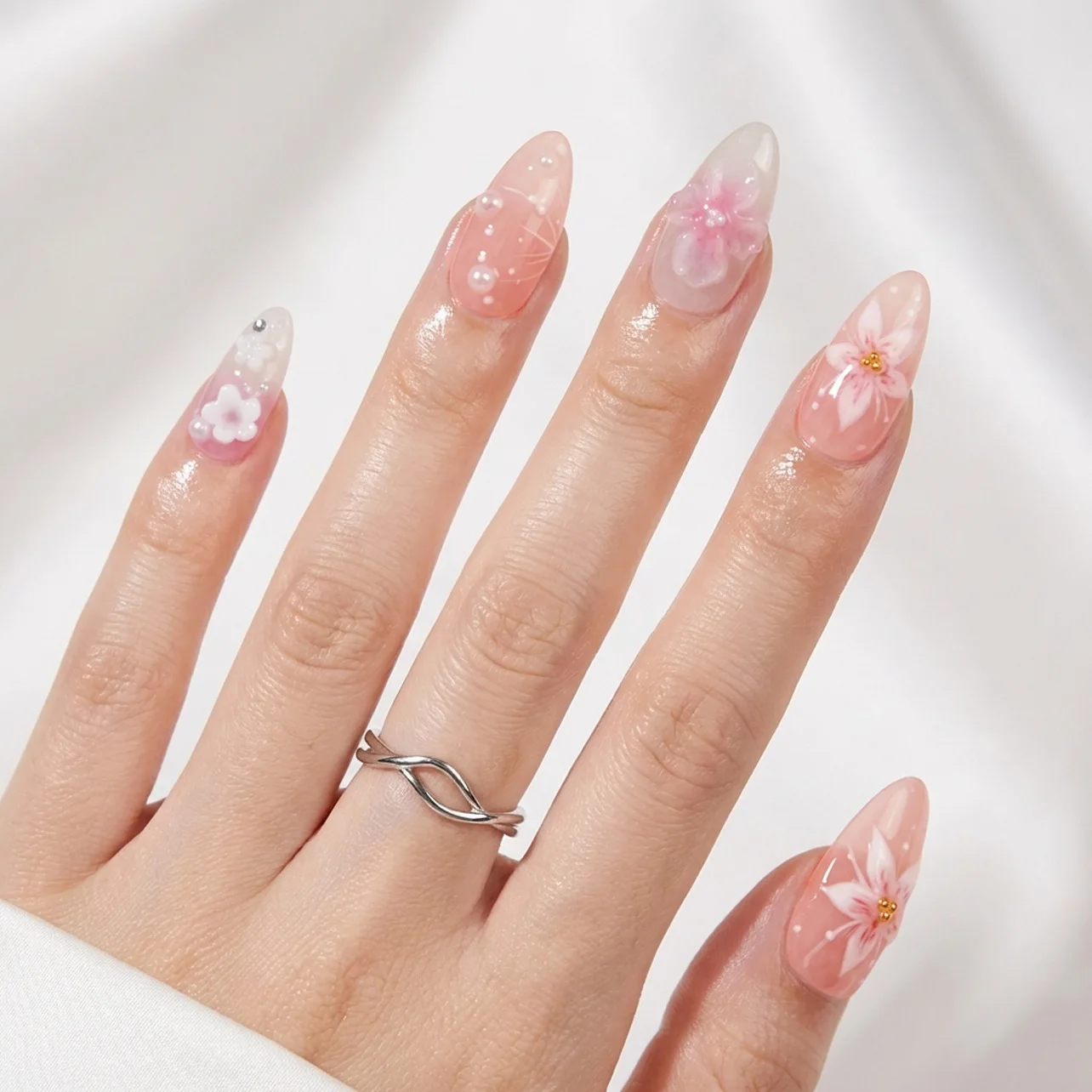 24PCS Blush Gradient Almond Press on Nails Nude Pink 3D Flower Pearl Bubble Design False Nails Sweet Natural Style Reusable 네일
24PCS Blush Gradient Almond Press on Nails Nude Pink 3D Flower Pearl Bubble Design False Nails Sweet Natural Style Reusable 네일