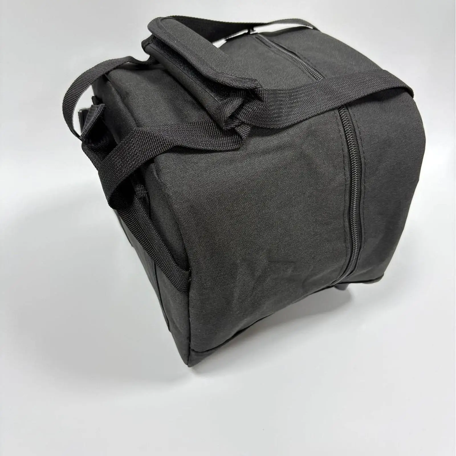 Oxford Single Ball Bowling Bag Padded Grip Tote Lightweight Shoulder Carrier for Tenpin Bowling Supplies
Oxford Single Ball Bowling Bag Padded Grip Tote Lightweight Shoulder Carrier for Tenpin Bowling Supplies