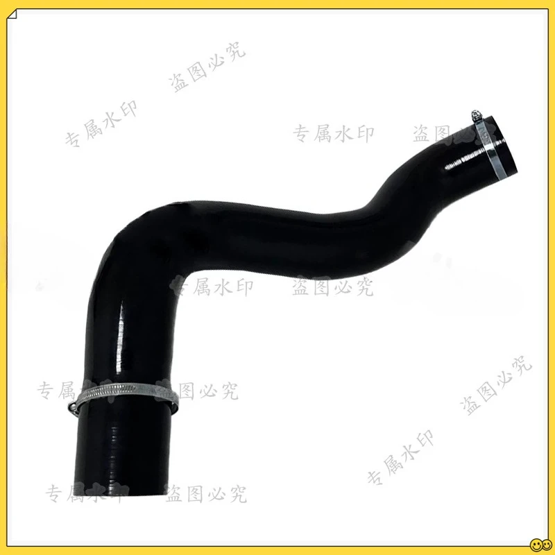 30792545 30741795 For Volvo V60 S60 XC60 V70 S80 XC70 Intercooler Turbo Air Hose Rubber or silicone with Buckle
30792545 30741795 For Volvo V60 S60 XC60 V70 S80 XC70 Intercooler Turbo Air Hose Rubber or silicone with Buckle