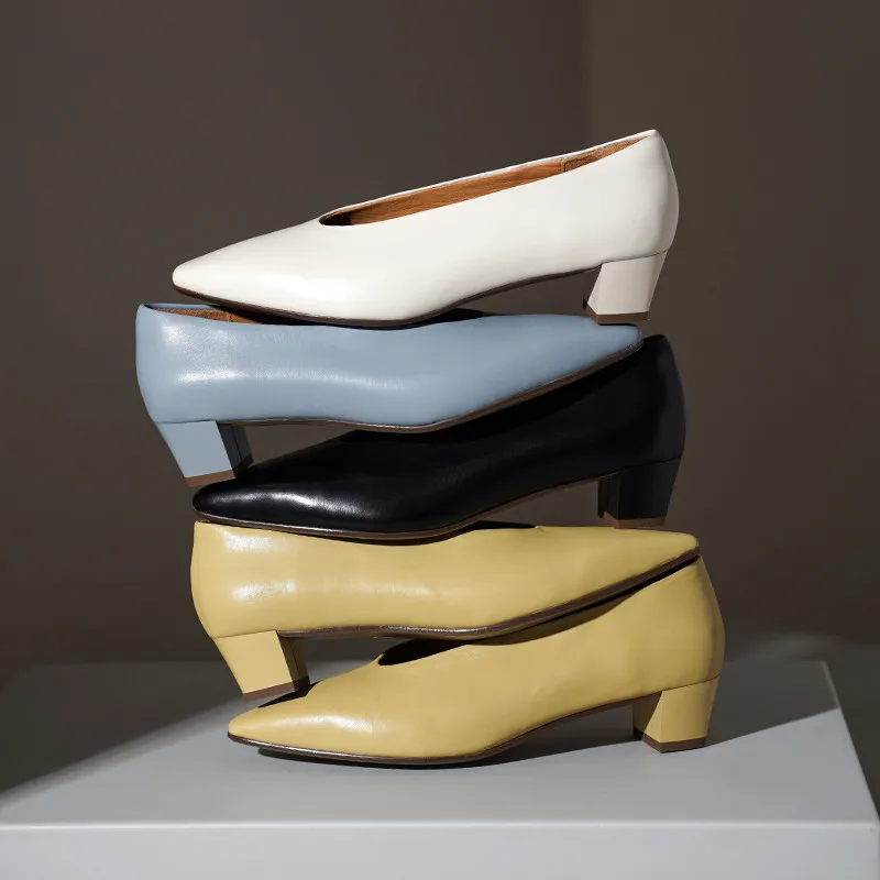 MKKHOU Fashion Pumps New High Quality Genuine Leather Shoes Small Square Head Thick Heels High Heels Commuter Women's Shoes
MKKHOU Fashion Pumps New High Quality Genuine Leather Shoes Small Square Head Thick Heels High Heels Commuter Women's Shoes