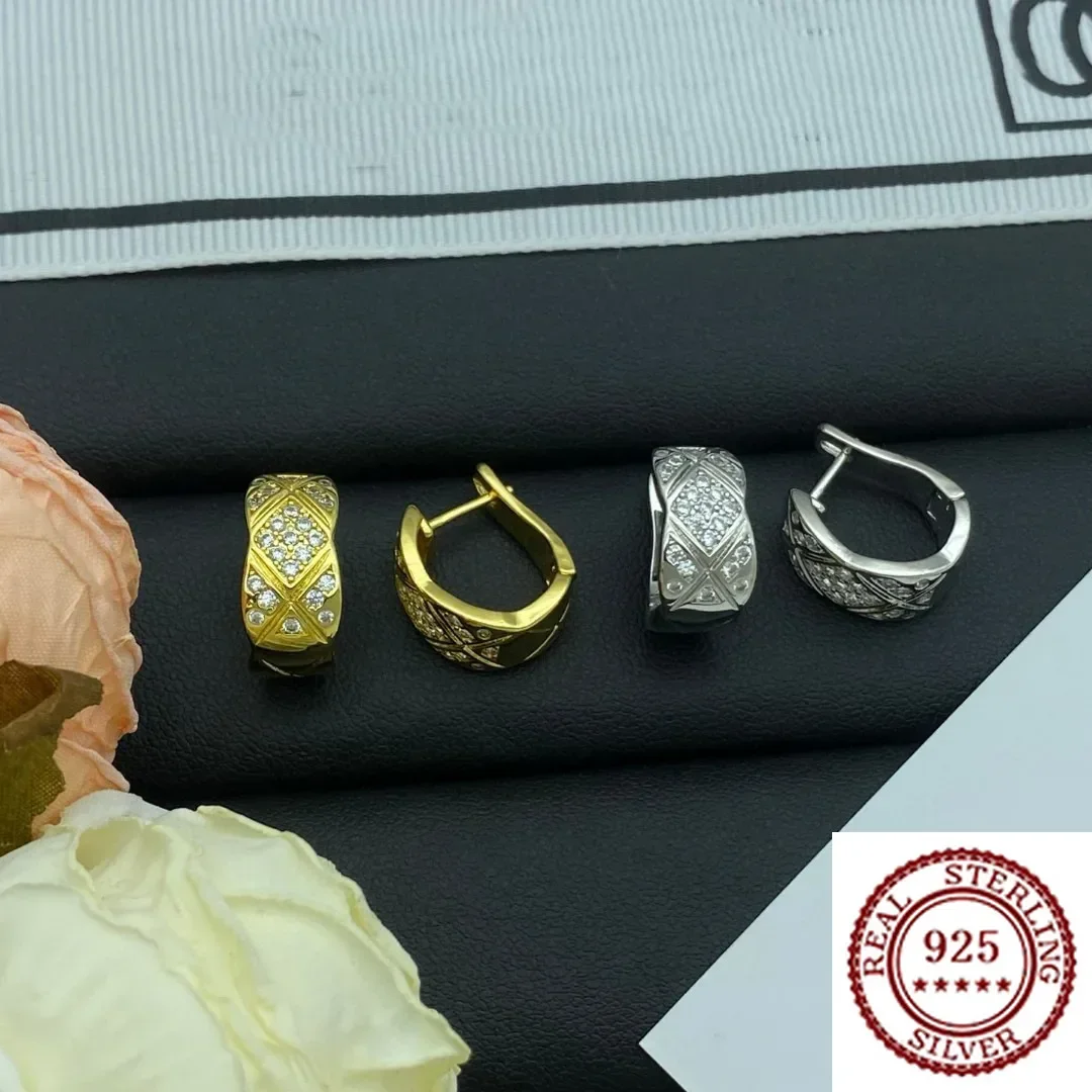 2025 New Trend DIY Sterling Silver Classic Enamel Inlaid Diamond Earrings Temperament Earrings Fashionable, Versatile And Simple
2025 New Trend DIY Sterling Silver Classic Enamel Inlaid Diamond Earrings Temperament Earrings Fashionable, Versatile And Simple