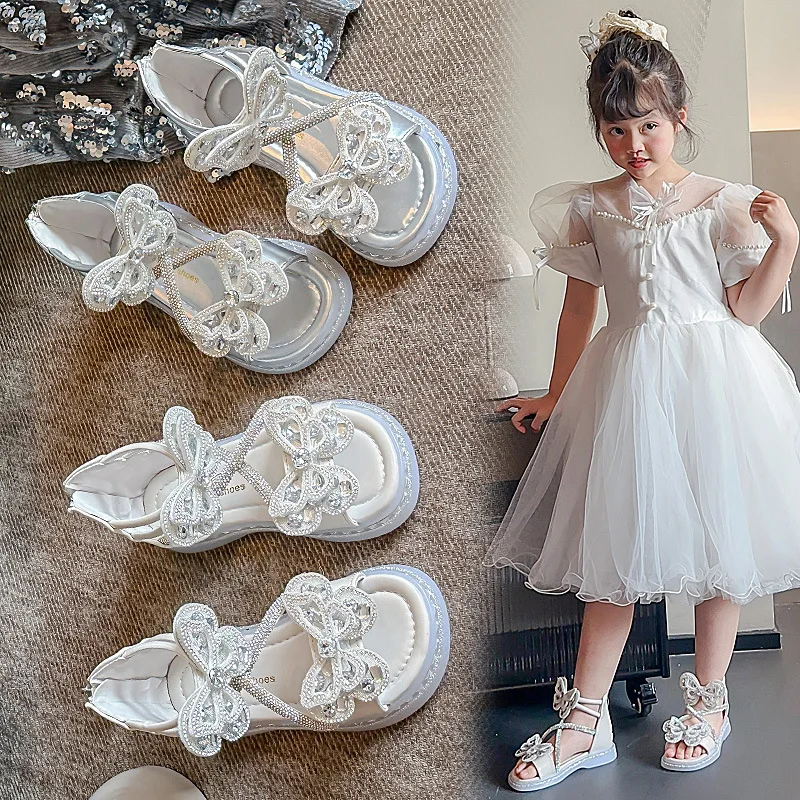 Girls Sandals Back Zipper Kids Princess Shoes Big Butterfly Ins Trendy 2025 Summer New Girls Roman Shoes Shiny Crystal Elegant
Girls Sandals Back Zipper Kids Princess Shoes Big Butterfly Ins Trendy 2025 Summer New Girls Roman Shoes Shiny Crystal Elegant