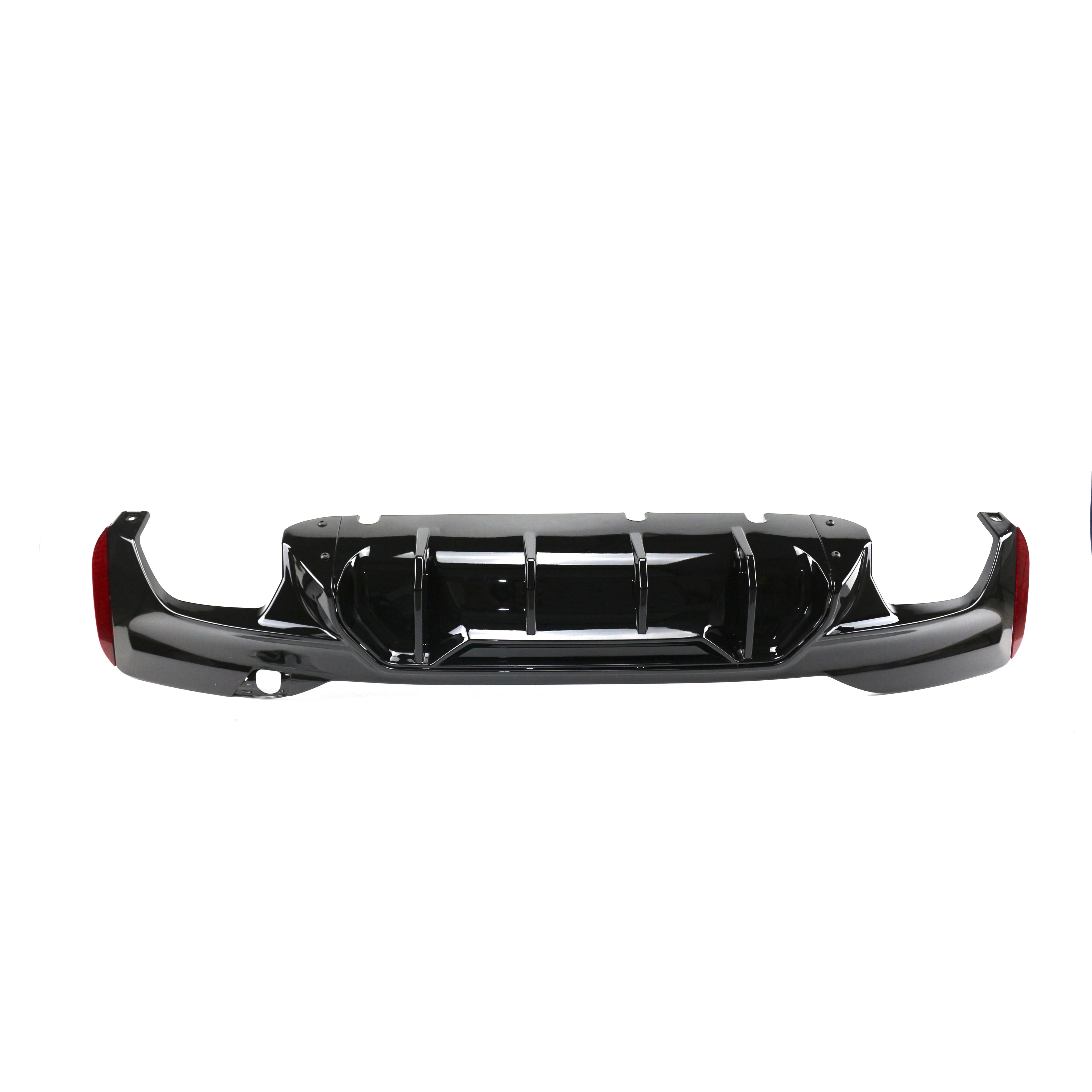Car Rear Bumper Spoiler Diffuser Lip Sport Style Rear Bumper Lip Spoiler Diffuser for 5 Series G30 2018 2019 2020
Car Rear Bumper Spoiler Diffuser Lip Sport Style Rear Bumper Lip Spoiler Diffuser for 5 Series G30 2018 2019 2020