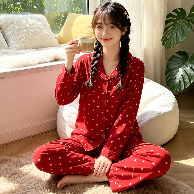 Spring/Fall Women's Long-Sleeve Red Heart-Print Pajamas: A Luxurious, High-End Two-Piece Loungewear Set with Long Pants
Spring/Fall Women's Long-Sleeve Red Heart-Print Pajamas: A Luxurious, High-End Two-Piece Loungewear Set with Long Pants