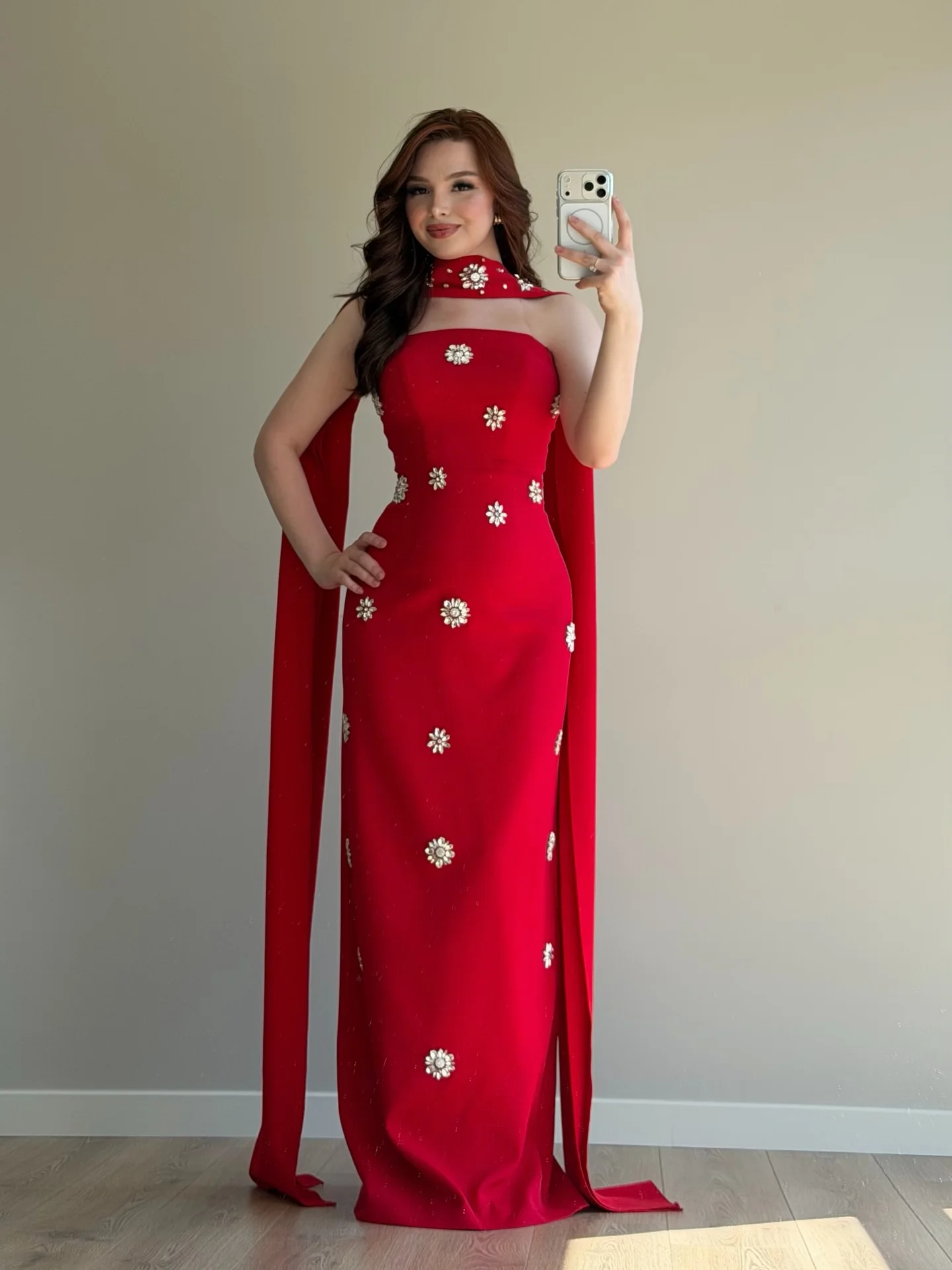 Arabia Customized Prom Dresses Exquisite Satin A-Line Ribbons Back Slit Crystal Strapless Occasion Elegant Evening Dresses
Arabia Customized Prom Dresses Exquisite Satin A-Line Ribbons Back Slit Crystal Strapless Occasion Elegant Evening Dresses