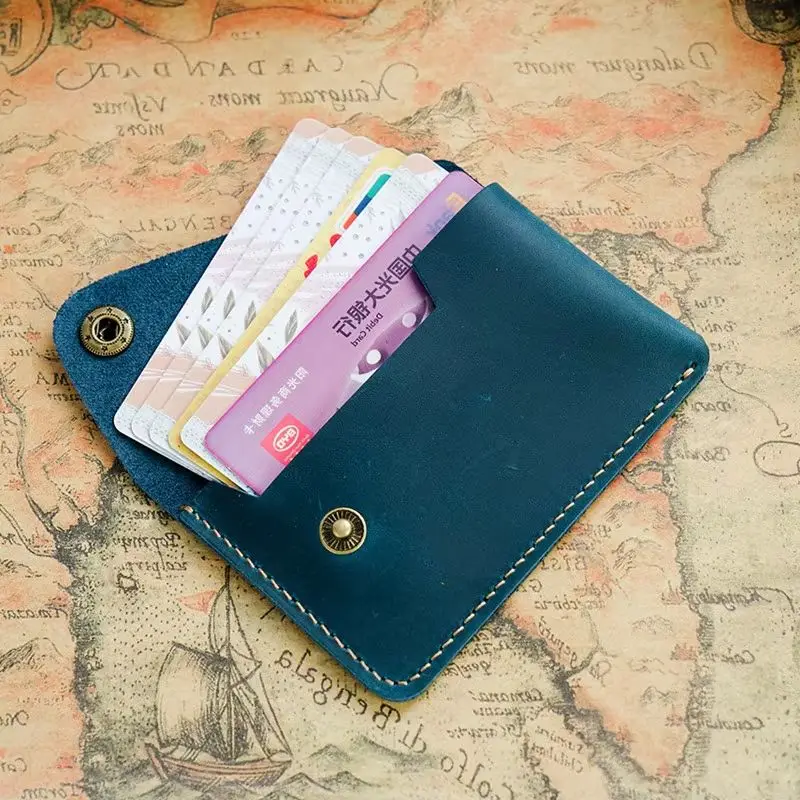 New Handmade Cowhide Card Holder Creative Compact Button Coin Purse Short Ultra ID Card Bag Japanese Retro Card Case Wallet
New Handmade Cowhide Card Holder Creative Compact Button Coin Purse Short Ultra ID Card Bag Japanese Retro Card Case Wallet