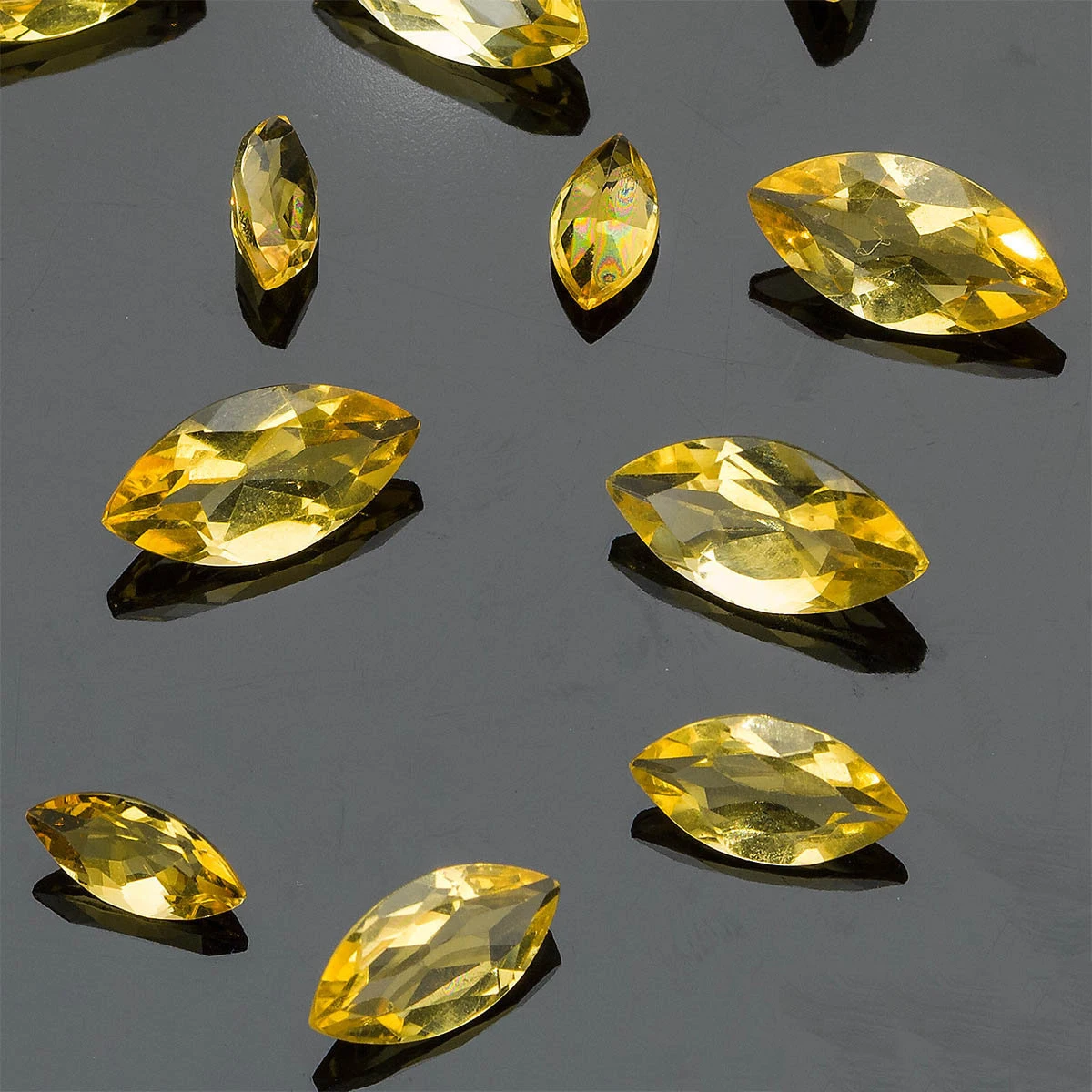 Wholesale AAA Quality VVS Natural Citrine Gemstone Faceted Marquise Shape Cut Lot, Semi Precious Stone For Jewelry Making
Wholesale AAA Quality VVS Natural Citrine Gemstone Faceted Marquise Shape Cut Lot, Semi Precious Stone For Jewelry Making