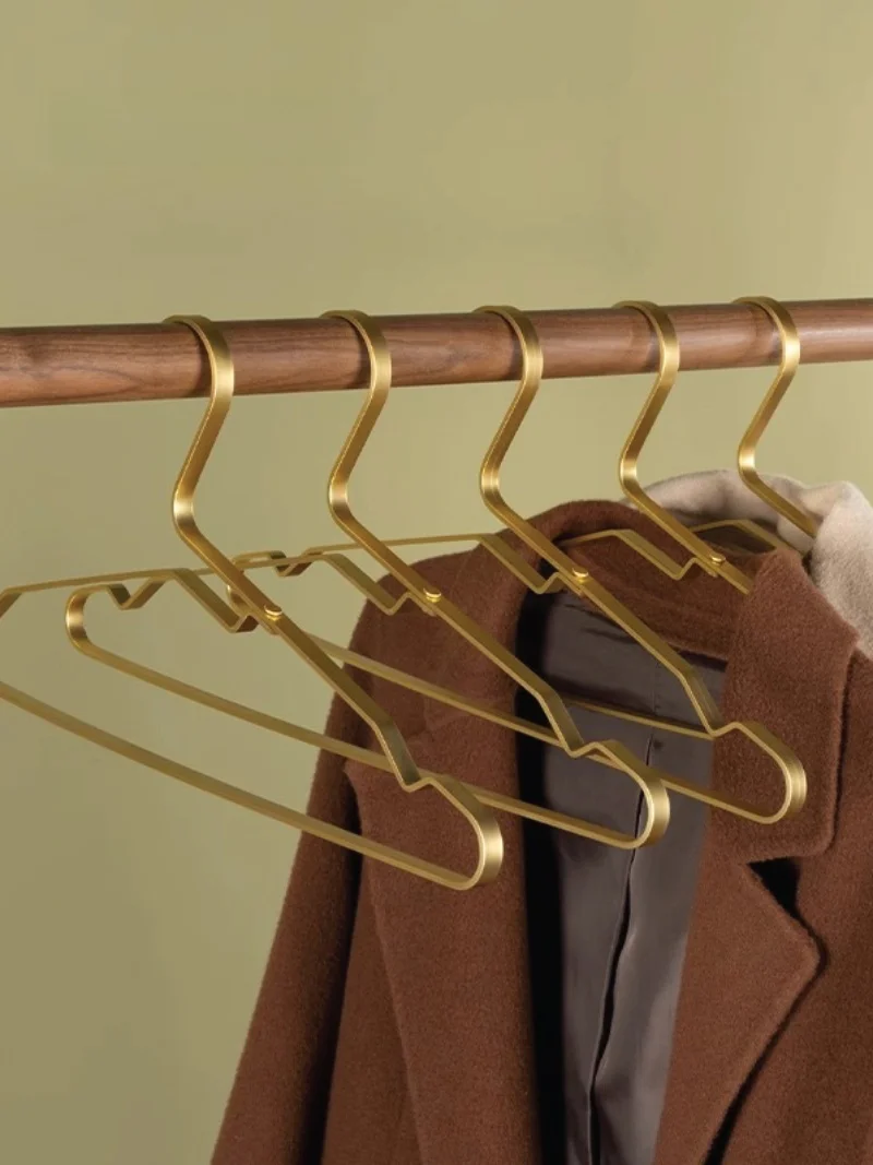 Aluminum Alloy Stainl Steel Clothes Hanger Home Use No Trace Wardrobe oulder Angle Protection Rust Proof Metal Ra
Aluminum Alloy Stainl Steel Clothes Hanger Home Use No Trace Wardrobe oulder Angle Protection Rust Proof Metal Ra