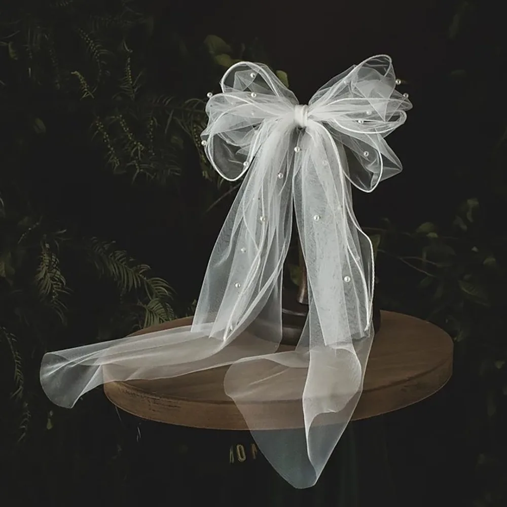 Romantic Multi Layer Wedding Bridal Veil Short Lace White Bridal Tulle Gauze Elegant Pearl Bow Veil Girls Hair Accessories
Romantic Multi Layer Wedding Bridal Veil Short Lace White Bridal Tulle Gauze Elegant Pearl Bow Veil Girls Hair Accessories