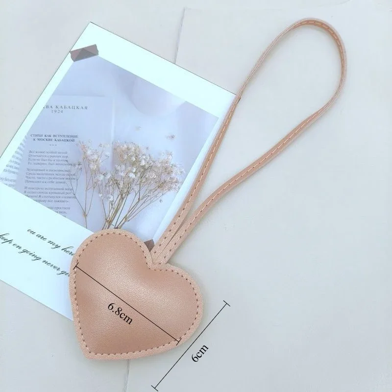 Custom LOGO Heart PU Leather Hand Rope Bag Keychain Pendant Personalize Couple Backpack Key Chains Rings Accessories for Lovers
Custom LOGO Heart PU Leather Hand Rope Bag Keychain Pendant Personalize Couple Backpack Key Chains Rings Accessories for Lovers