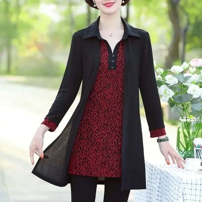 Women's Spring and Autumn Fashion Patchwork Polo Collar Button Long Sleeved Pullover Fake Two Pieces Bottom Shirt Tops E6414
Women's Spring and Autumn Fashion Patchwork Polo Collar Button Long Sleeved Pullover Fake Two Pieces Bottom Shirt Tops E6414
