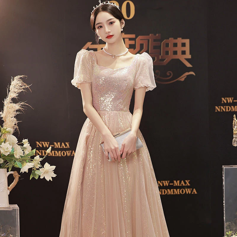 Яркое розовое женское вечернее платье, элегантное длинное вечернее платье с квадратным воротником, новинка 2025 года, женские вечерние платья для выпускного вечера
Яркое розовое женское вечернее платье, элегантное длинное вечернее платье с квадратным воротником, новинка 2025 года, женские вечерние платья для выпускного вечера