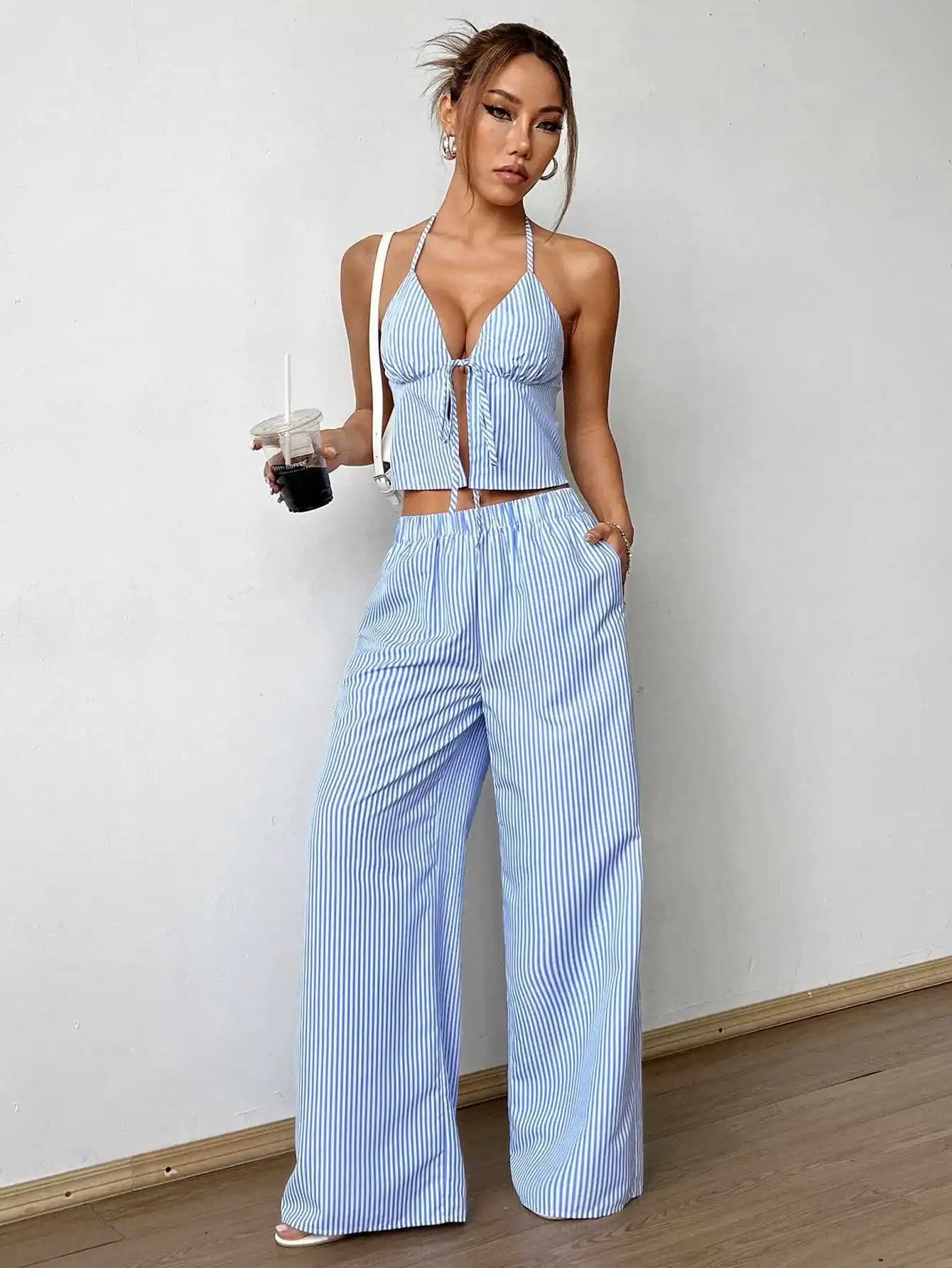 Women's Suit Breezy Stripes: Halter Neck Top & Wide-Leg Pants Set - Summer Monochrome Mood
Women's Suit Breezy Stripes: Halter Neck Top & Wide-Leg Pants Set - Summer Monochrome Mood