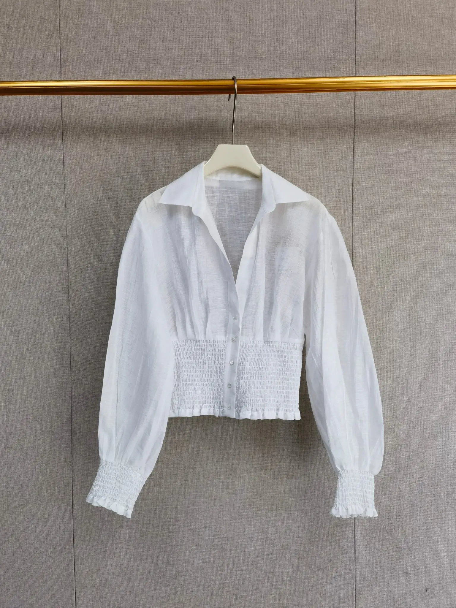 Women White Blouse Top Solid Color Long Sleeve Waist Cinching Turn-down Collar Single Breasted Casual Female Shirt
Women White Blouse Top Solid Color Long Sleeve Waist Cinching Turn-down Collar Single Breasted Casual Female Shirt