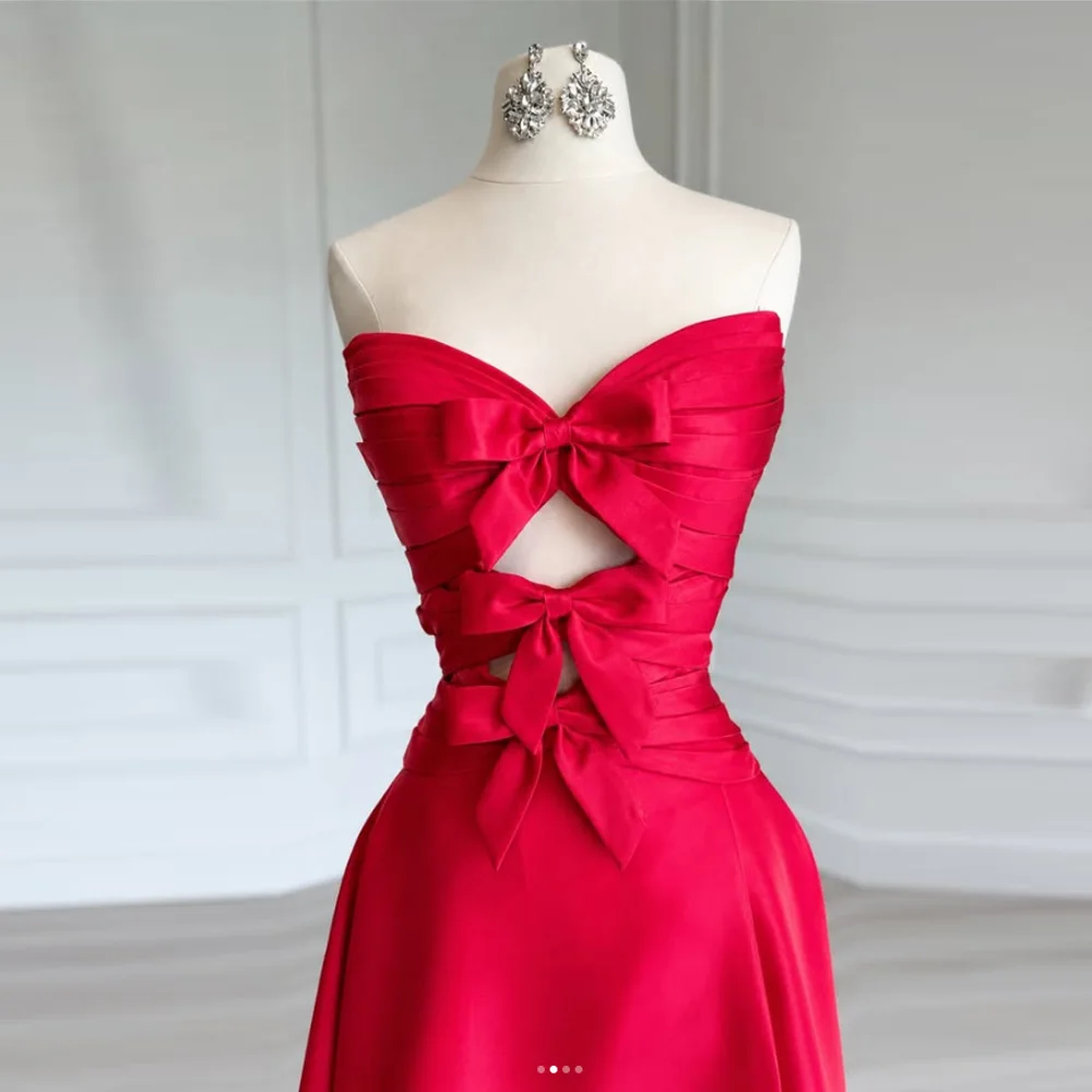 Red Sleeveless A-Line Elegant Prom Dresses Satin Formal Gowns For Women V-Neck Sexy Evening Dress Floor Length Customized
Red Sleeveless A-Line Elegant Prom Dresses Satin Formal Gowns For Women V-Neck Sexy Evening Dress Floor Length Customized