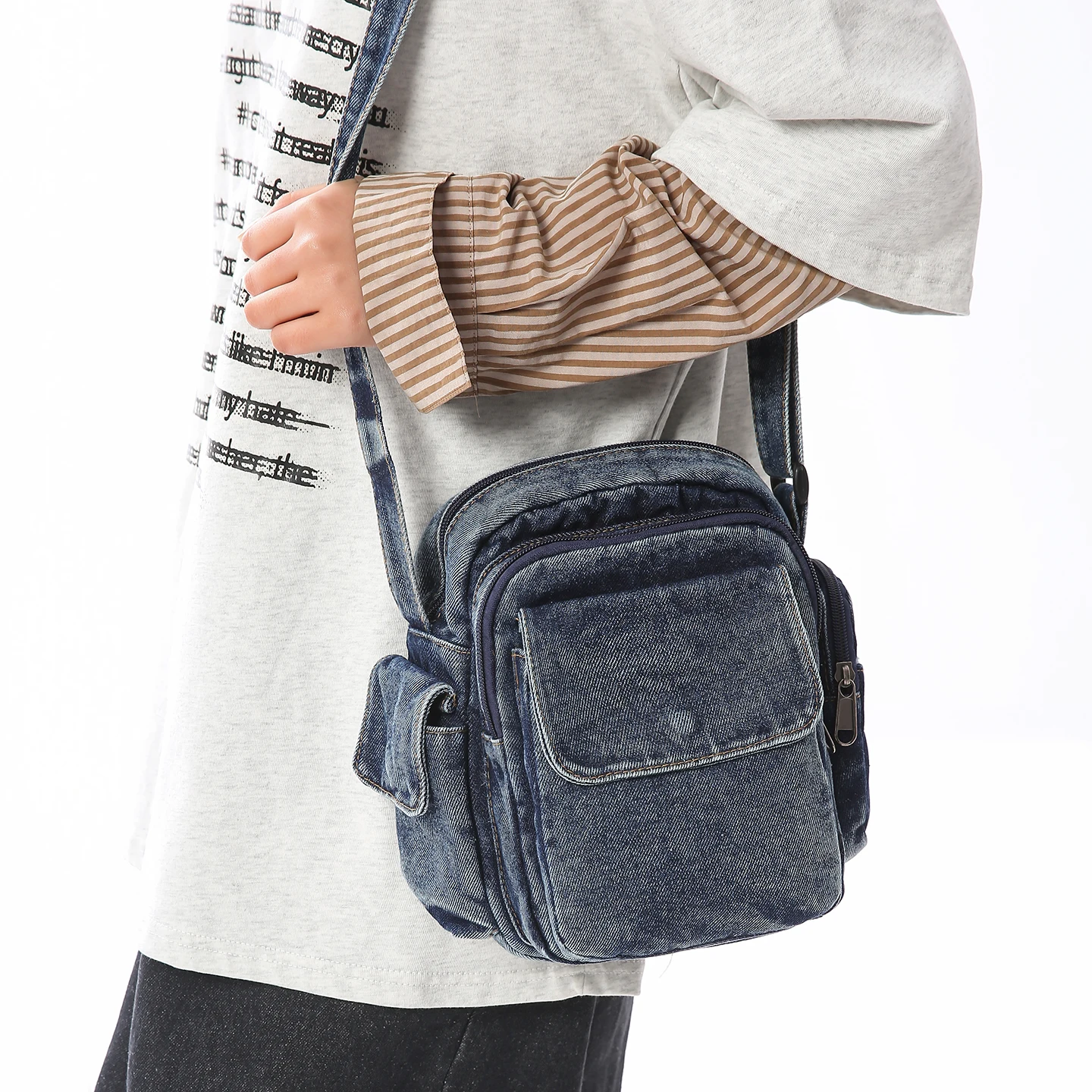 Denim Messenger Bags Women 100% Cotton Crossbody Bags Men More Cloth Shoulder Bags Washed Canvas Flap Packages Travel Purse
Denim Messenger Bags Women 100% Cotton Crossbody Bags Men More Cloth Shoulder Bags Washed Canvas Flap Packages Travel Purse
