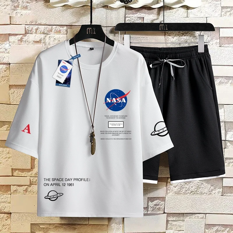 Faionable Sportswear Set Loose ort Sve T-irt Men's Five-Quarter Pants Polyester And Spandex Blend Summer Outfit
Faionable Sportswear Set Loose ort Sve T-irt Men's Five-Quarter Pants Polyester And Spandex Blend Summer Outfit