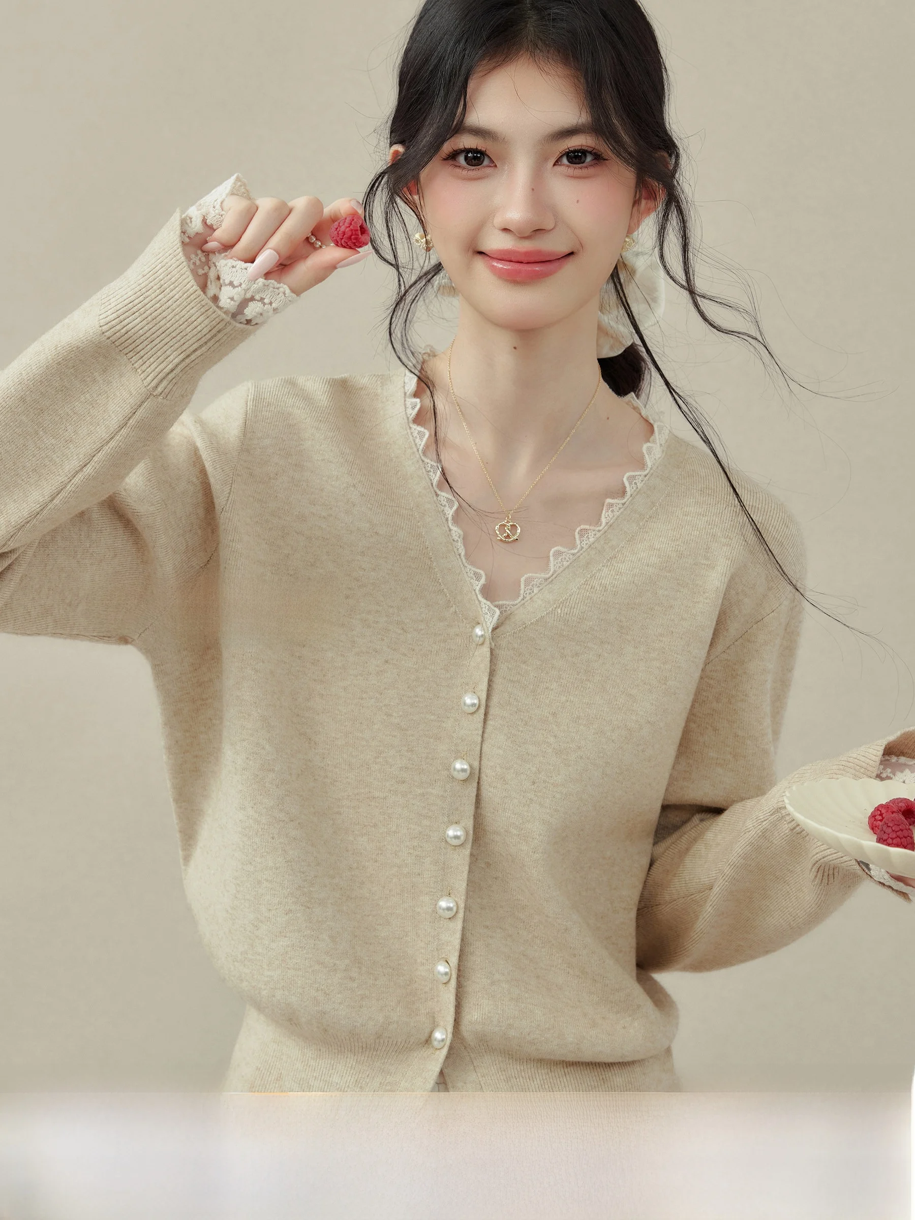 Женский вязаный кардиган с V-образным вырезом на осень-зиму, модель Ouyang Xi Maple Syrup Chestnut, базовый слой, верхняя одежда, топ
Женский вязаный кардиган с V-образным вырезом на осень-зиму, модель Ouyang Xi Maple Syrup Chestnut, базовый слой, верхняя одежда, топ