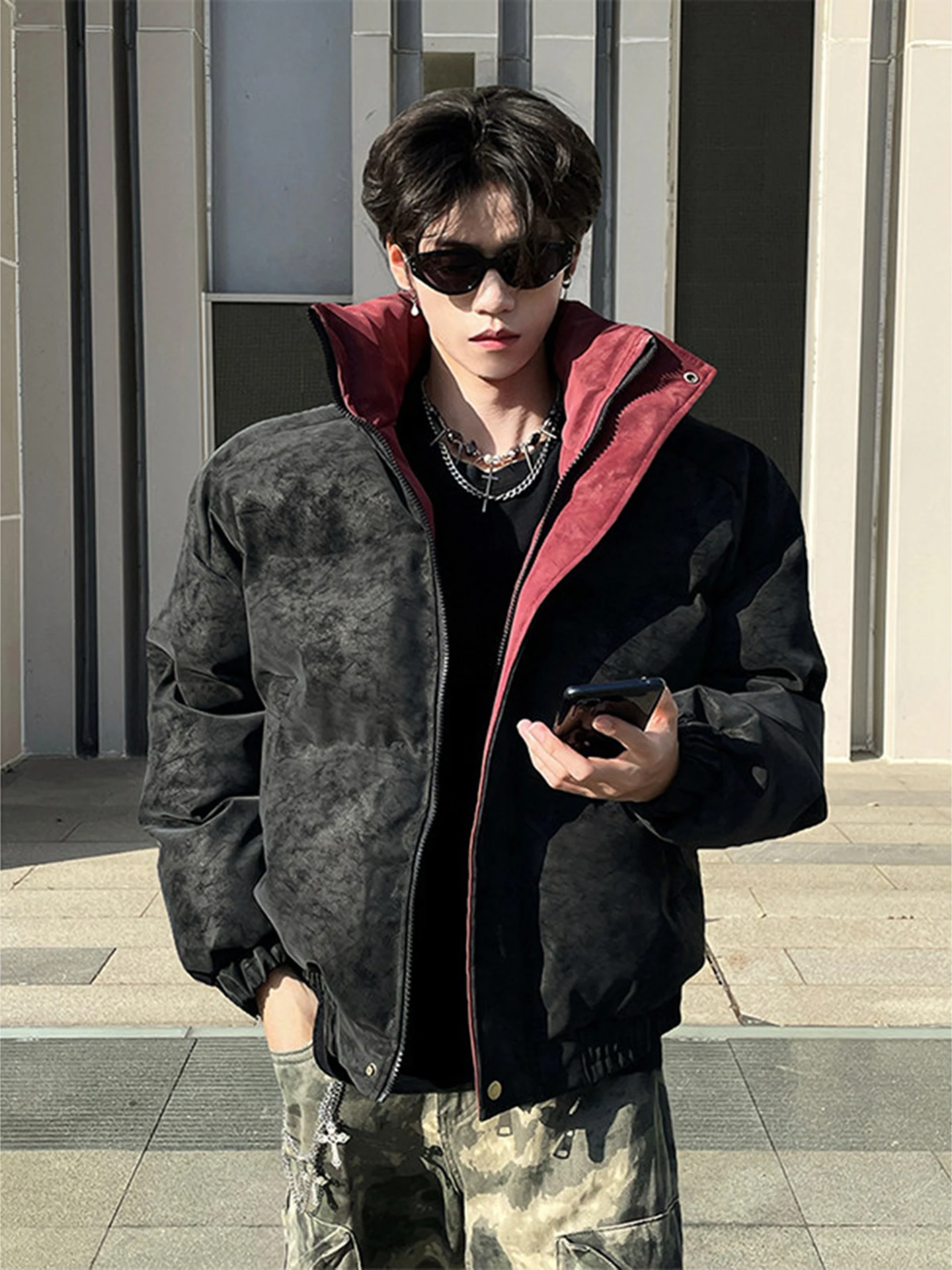 Красная зимняя мужская куртка из искусственной кожи с хлопковой подкладкой, утепленная, в американском стиле, с коротким рукавом, для активного отдыха
Красная зимняя мужская куртка из искусственной кожи с хлопковой подкладкой, утепленная, в американском стиле, с коротким рукавом, для активного отдыха