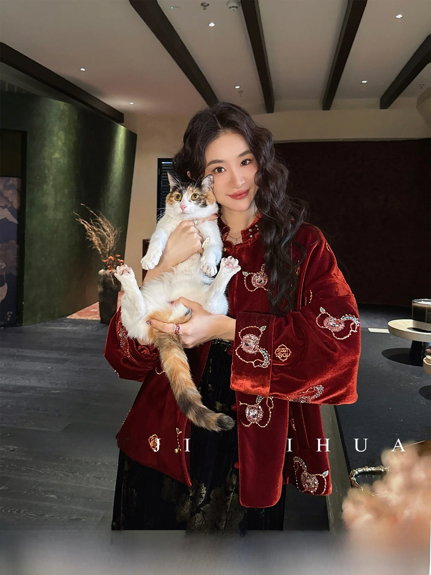 Sanji Bla Flower New Chinese Sle Bead Embroidery Gold Velvet Cotton Jaet Women's New Year Clothes Loose Korean Sle
Sanji Bla Flower New Chinese Sle Bead Embroidery Gold Velvet Cotton Jaet Women's New Year Clothes Loose Korean Sle