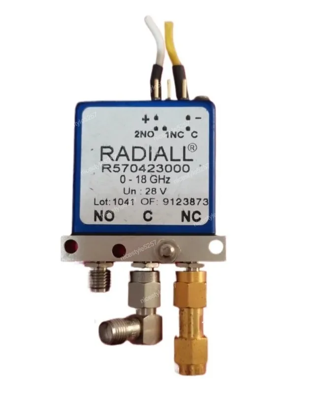 R570423000 28V RADIALL
R570423000 28V RADIALL