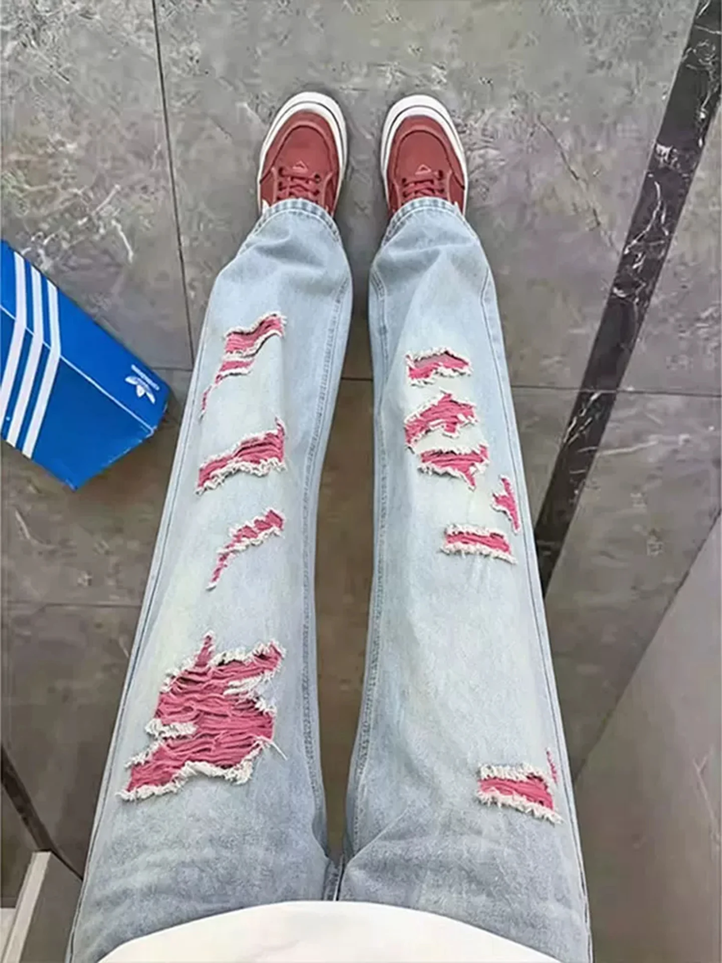 Color Block Hole Knife Jeans Men Summer American High Street Design Sensation Small Crowd Beggar Pants Straight Leg Micro Fla...
Color Block Hole Knife Jeans Men Summer American High Street Design Sensation Small Crowd Beggar Pants Straight Leg Micro Fla...