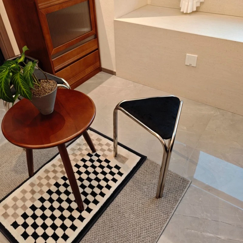 Штабелируемый обеденный стул середины века, треугольный ретро-табурет для макияжа, табурет из нержавеющей стали Bauhaus, дизайнерский стул для отдыха для дома
Штабелируемый обеденный стул середины века, треугольный ретро-табурет для макияжа, табурет из нержавеющей стали Bauhaus, дизайнерский стул для отдыха для дома