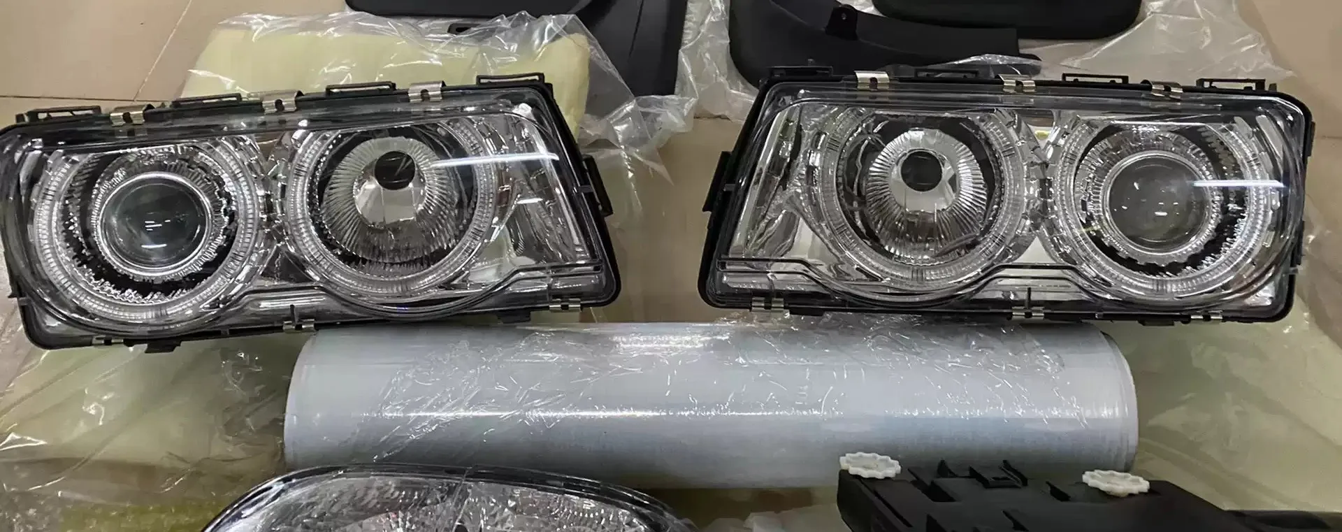 Для BMW E3 автомобильные светодиодный фары DRL дневные ходовые огни налобный проектор Объектив указатель поворота
Для BMW E3 автомобильные светодиодный фары DRL дневные ходовые огни налобный проектор Объектив указатель поворота