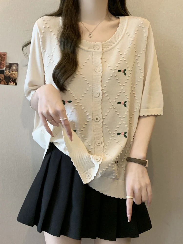 Ice Silk Knitted Open Cardigan Short Sleeve T-Shirt Women's Summer Fashion plus Size Conceal Belly Embroidery Korean Style
Ice Silk Knitted Open Cardigan Short Sleeve T-Shirt Women's Summer Fashion plus Size Conceal Belly Embroidery Korean Style