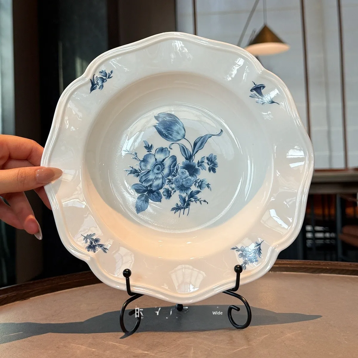 Ретро-тарелка с розами, глубокая, большая, вместительная, для фруктов, завтраков, чаепития, пасты, нежная и красивая
Ретро-тарелка с розами, глубокая, большая, вместительная, для фруктов, завтраков, чаепития, пасты, нежная и красивая