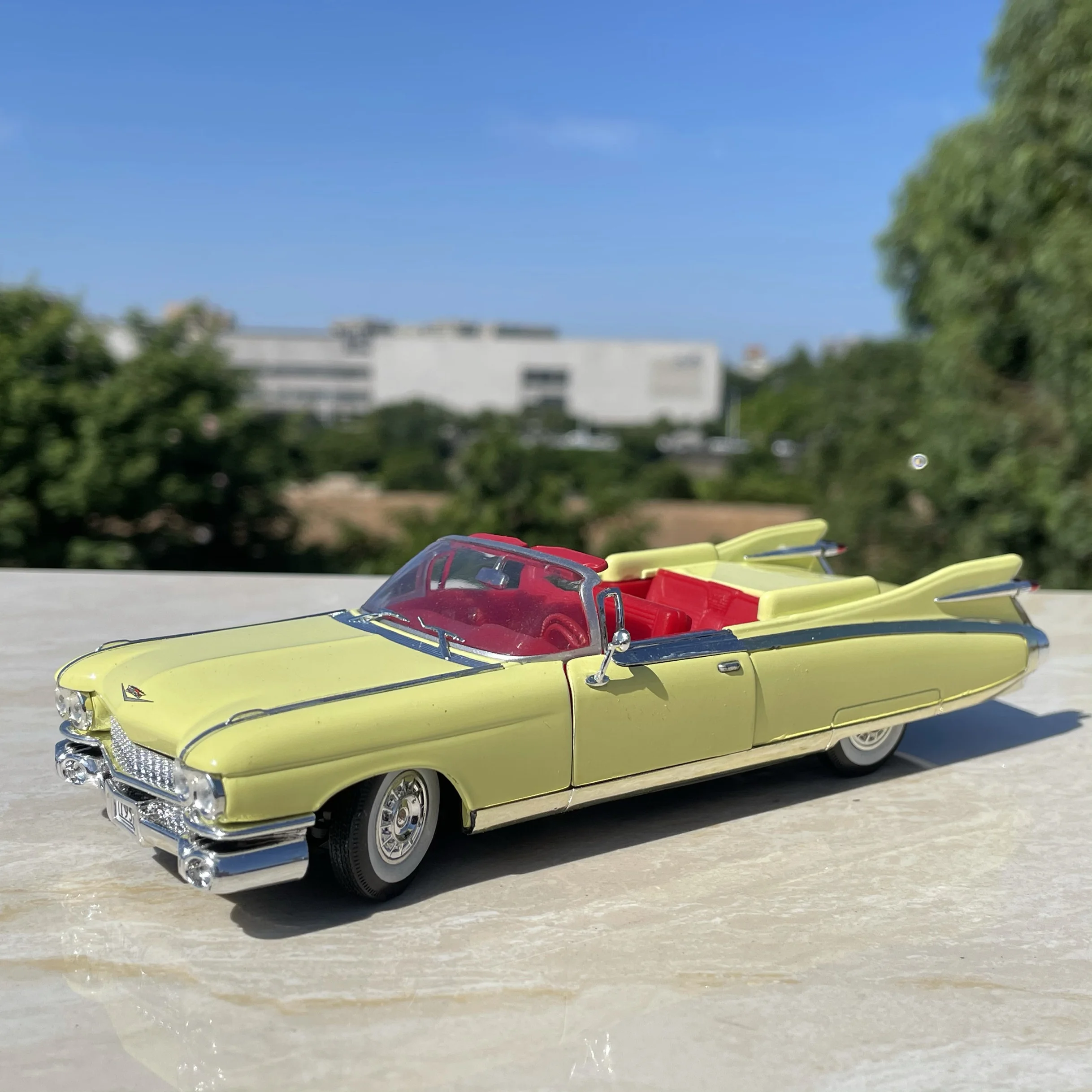 New Arrival Special Price Diecast Metal 1/32 American Sentiment Car Model Furniture Display Collection Toys For Children
New Arrival Special Price Diecast Metal 1/32 American Sentiment Car Model Furniture Display Collection Toys For Children