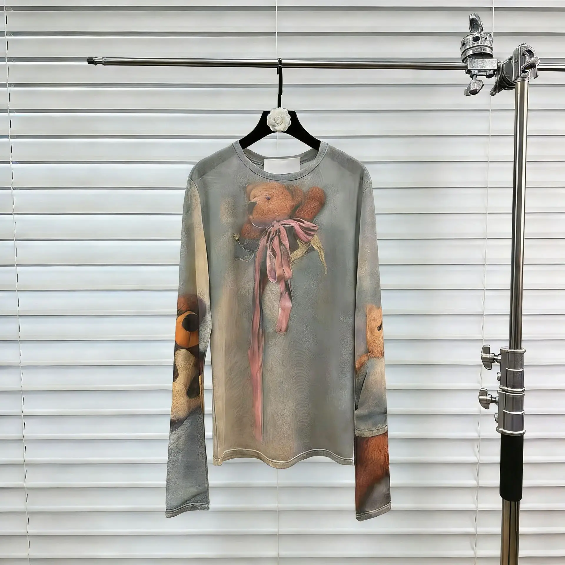 2026 new limited edition design printed long-sleeved T-shirt with net fabric and fitted body - trendy and cool y2k clothes
2026 new limited edition design printed long-sleeved T-shirt with net fabric and fitted body - trendy and cool y2k clothes