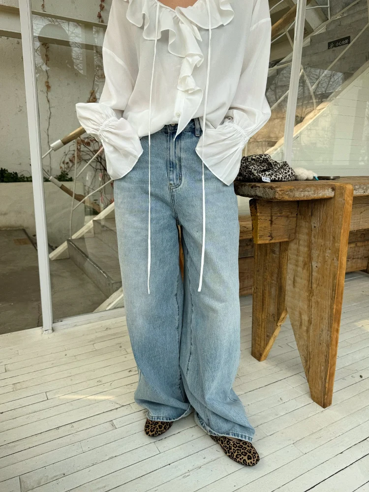 Джинсы с высокой талией и прямым кроем, широкие брюки с вышивкой таксы, свободные длинные брюки для молодых женщин
Джинсы с высокой талией и прямым кроем, широкие брюки с вышивкой таксы, свободные длинные брюки для молодых женщин