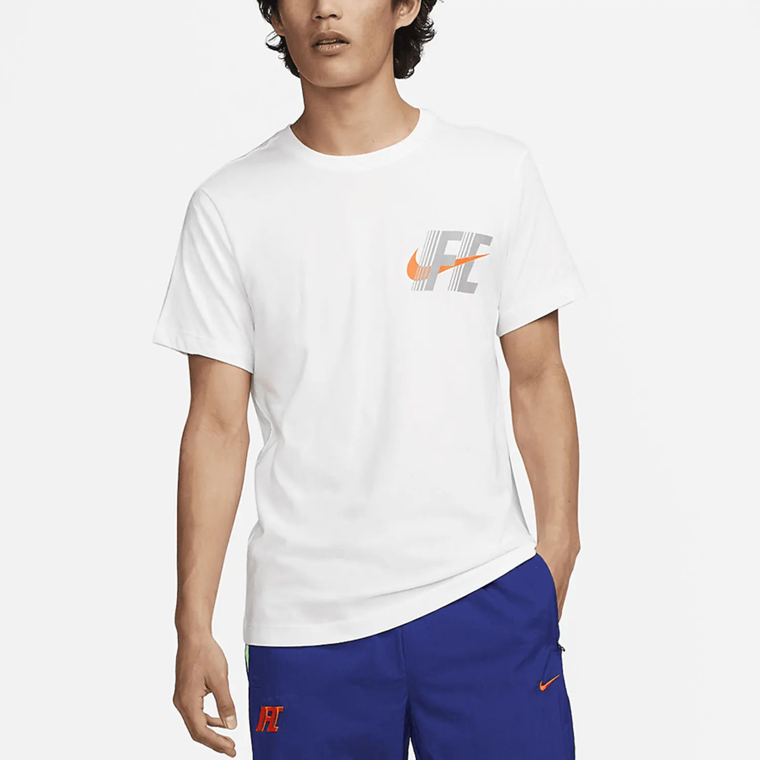 Nike genuine DRI-FIT Men's Soccer Summer Round Neck Sport T-Shirt FD0040-100
Nike genuine DRI-FIT Men's Soccer Summer Round Neck Sport T-Shirt FD0040-100